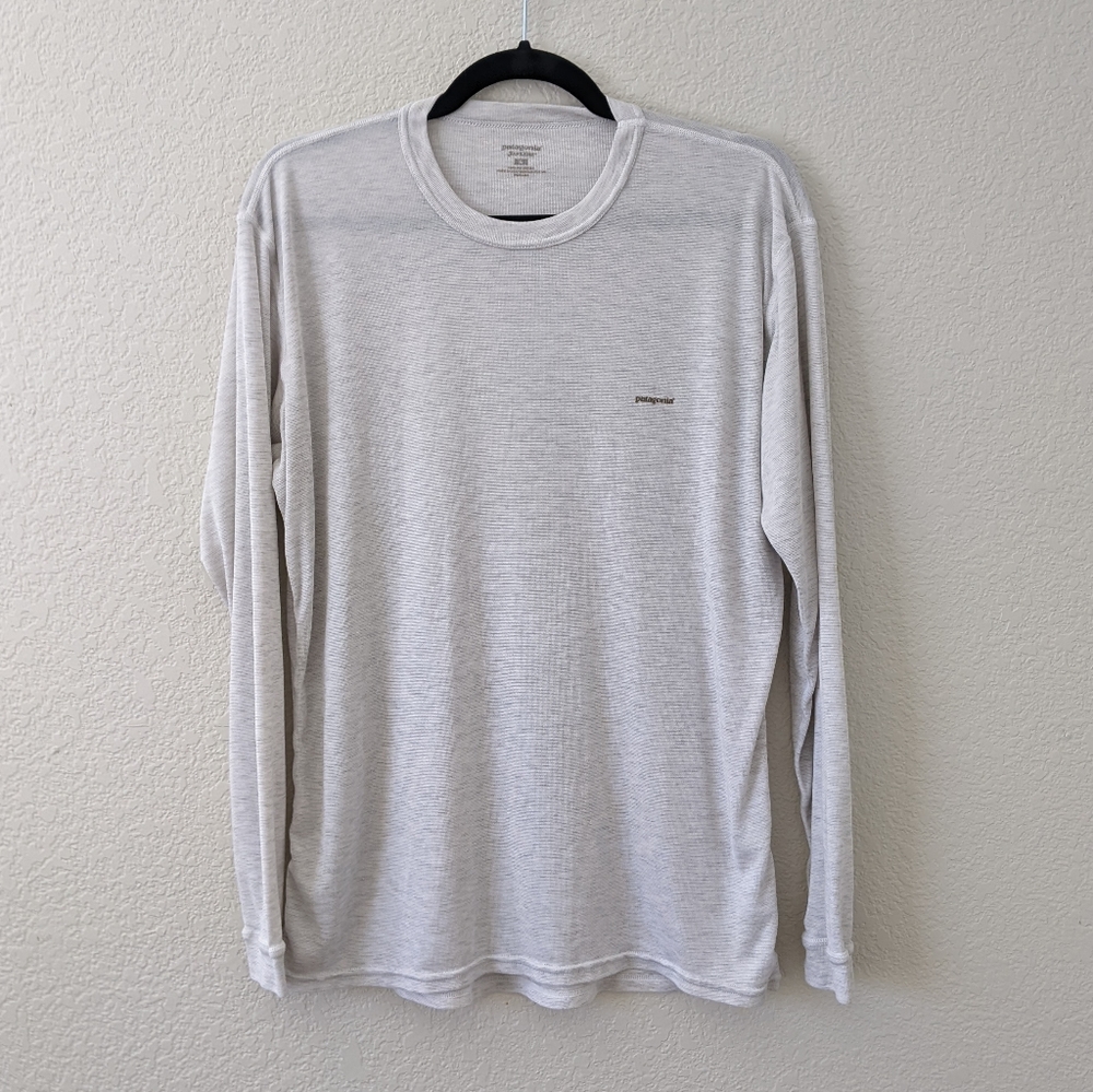 Patagonia Large gray Lightweight long sleeve layer